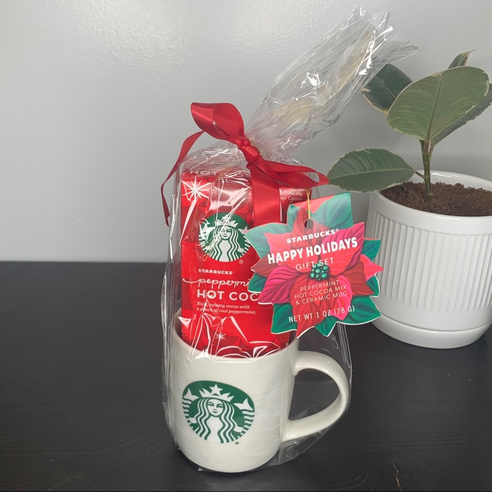 Starbucks Cocoa & Mug Set